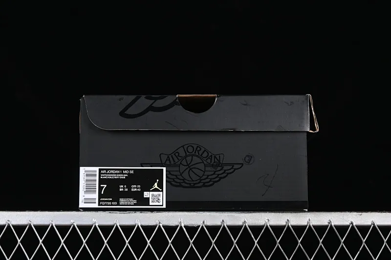 All Categories Air Jordan Jordan Series Basketball Shoes Air Jordan 1 Mid Air Jordan 1 Mid "Oxidized Green" AJ1 Joe 1 Oxidized Green Zhongbang Basketball Shoes FQ7720-103
